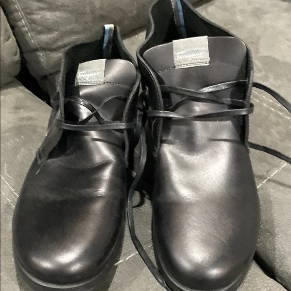 Salvatore Ferragamo | Shoes | Salvatore Ferragamo Black  display picture 1